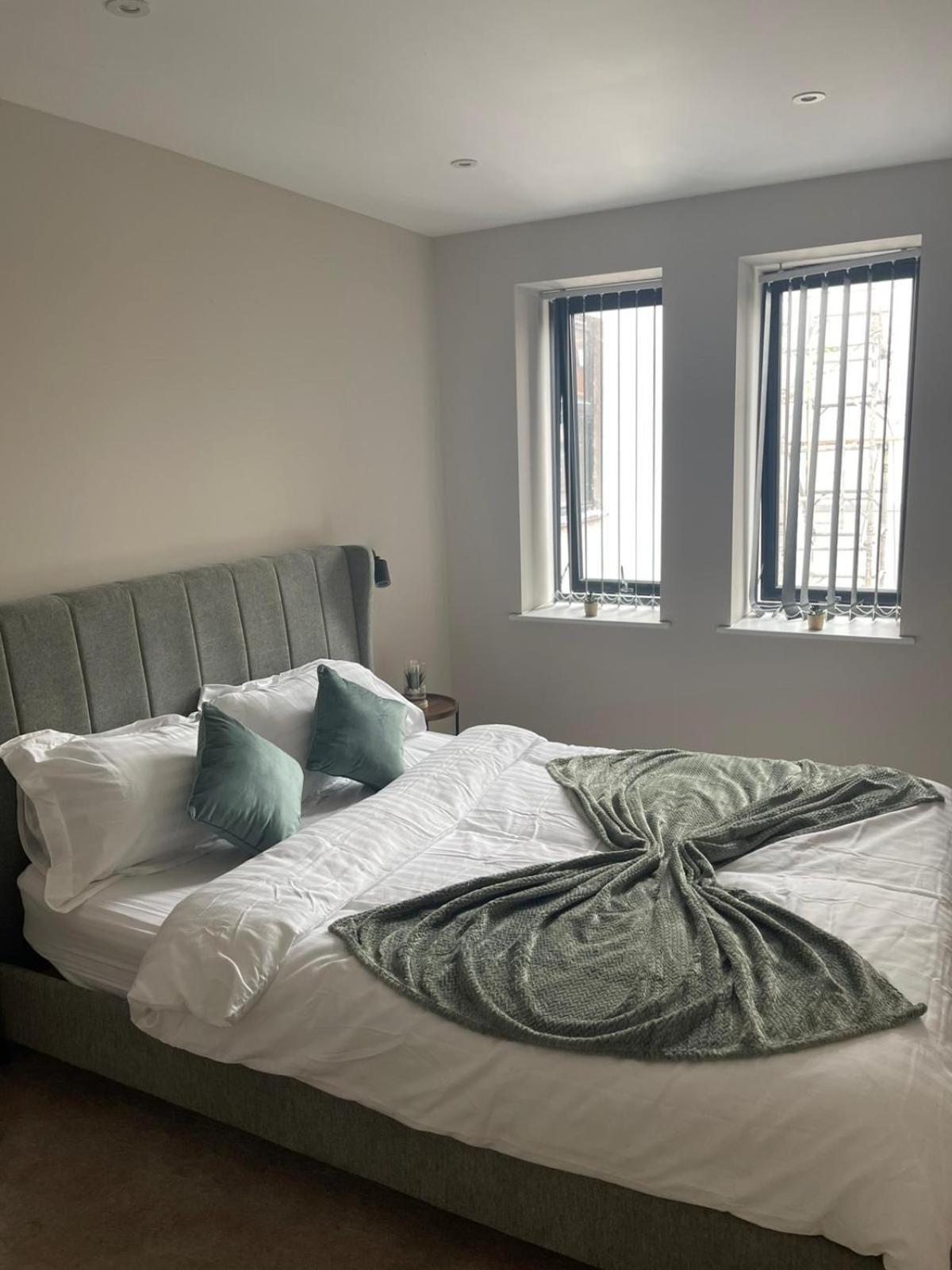 Apartment In *